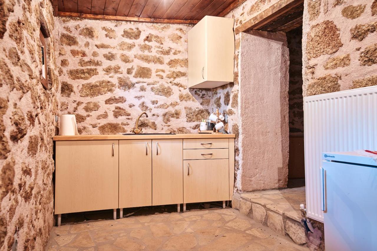 Elisson Hostel Krioneri  Bagian luar foto